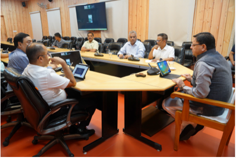 मुख्यमंत्री श्री पुष्कर सिंह धामी ने मुख्यमंत्री आवास में उच्च स्तरीय बैठक के दौरान अधिकारियों को निर्देश दिये।